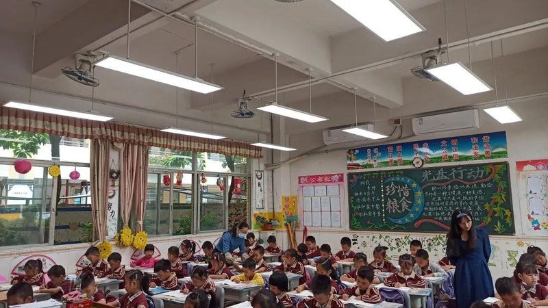 星级酒店走廊照明间距尺寸解析